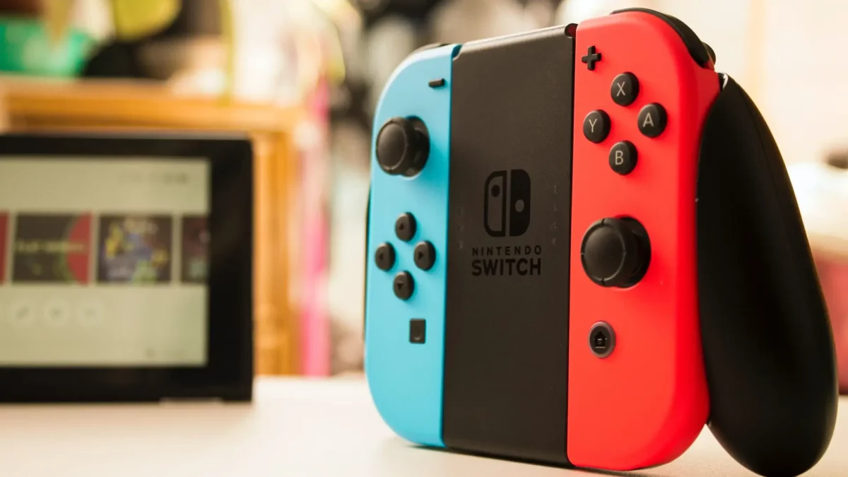 Console switch